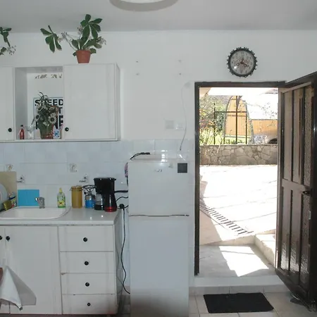 Mare - Mare B Guest house